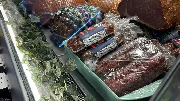 Prime Yonge Street Deli – Strong Takeout & Lunch Business